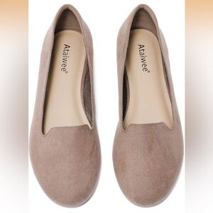 Women's Soft Slip-On Suede-Like Flats, size 9W